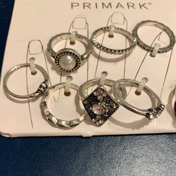 NWT Ring set from Primark, consisting of 8 rings so pretty! - Picture 5 of 9